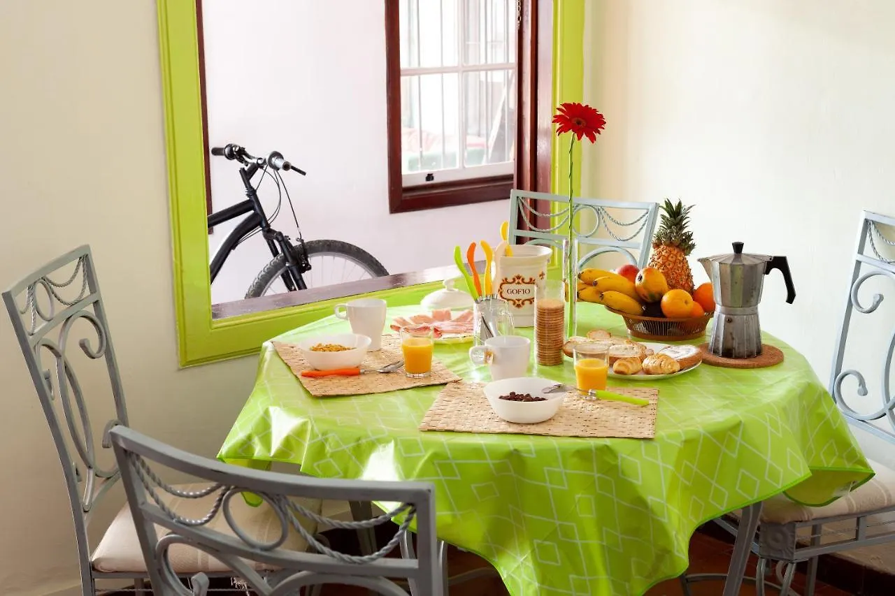 Patio Hostel (Adults Only) La Laguna  Spain