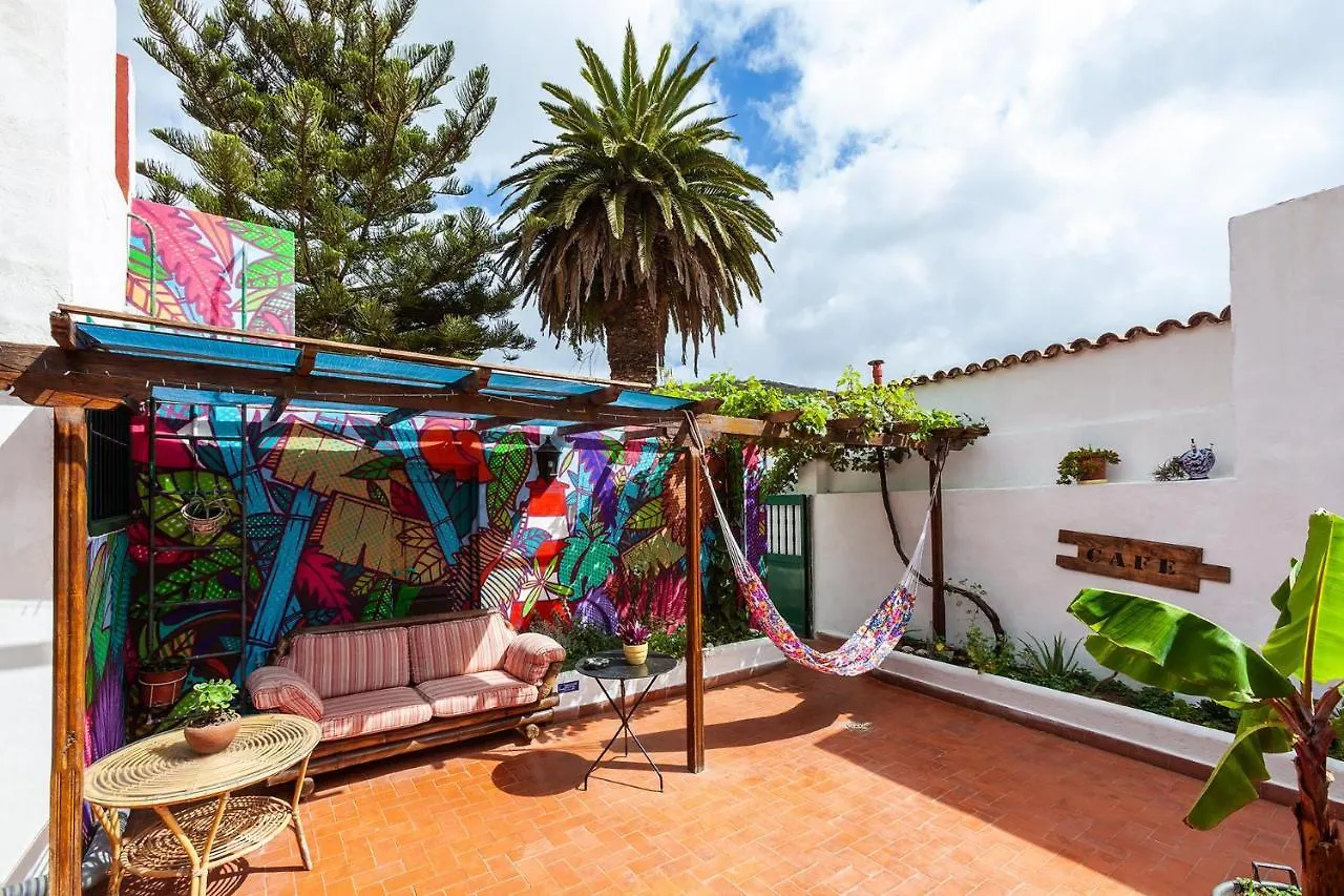 Patio Hostel (Adults Only) location