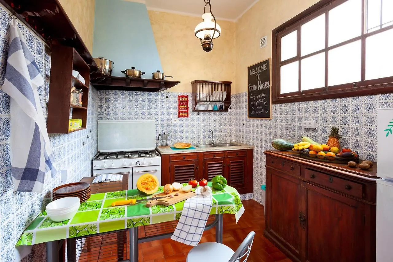 Patio Hostel (Adults Only) La Laguna  Spanien